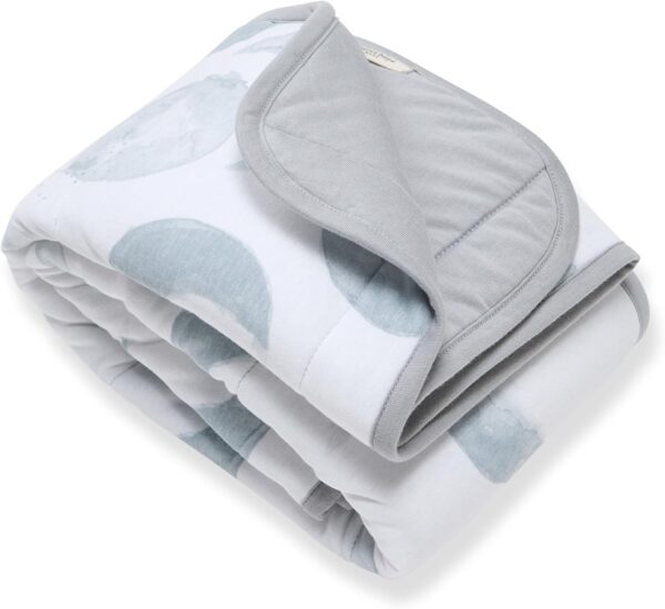 Burt's Bees Baby Newborn Essentials Reversible Quilt Blanket, 100% Organic Cotton Crib Blanket, 30 x 40 Inch